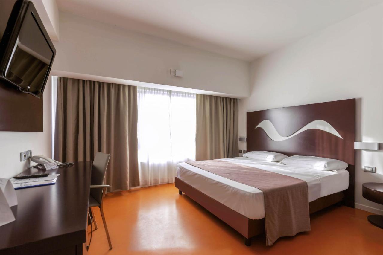 Hotel Poseidon Torre del Greco Esterno foto