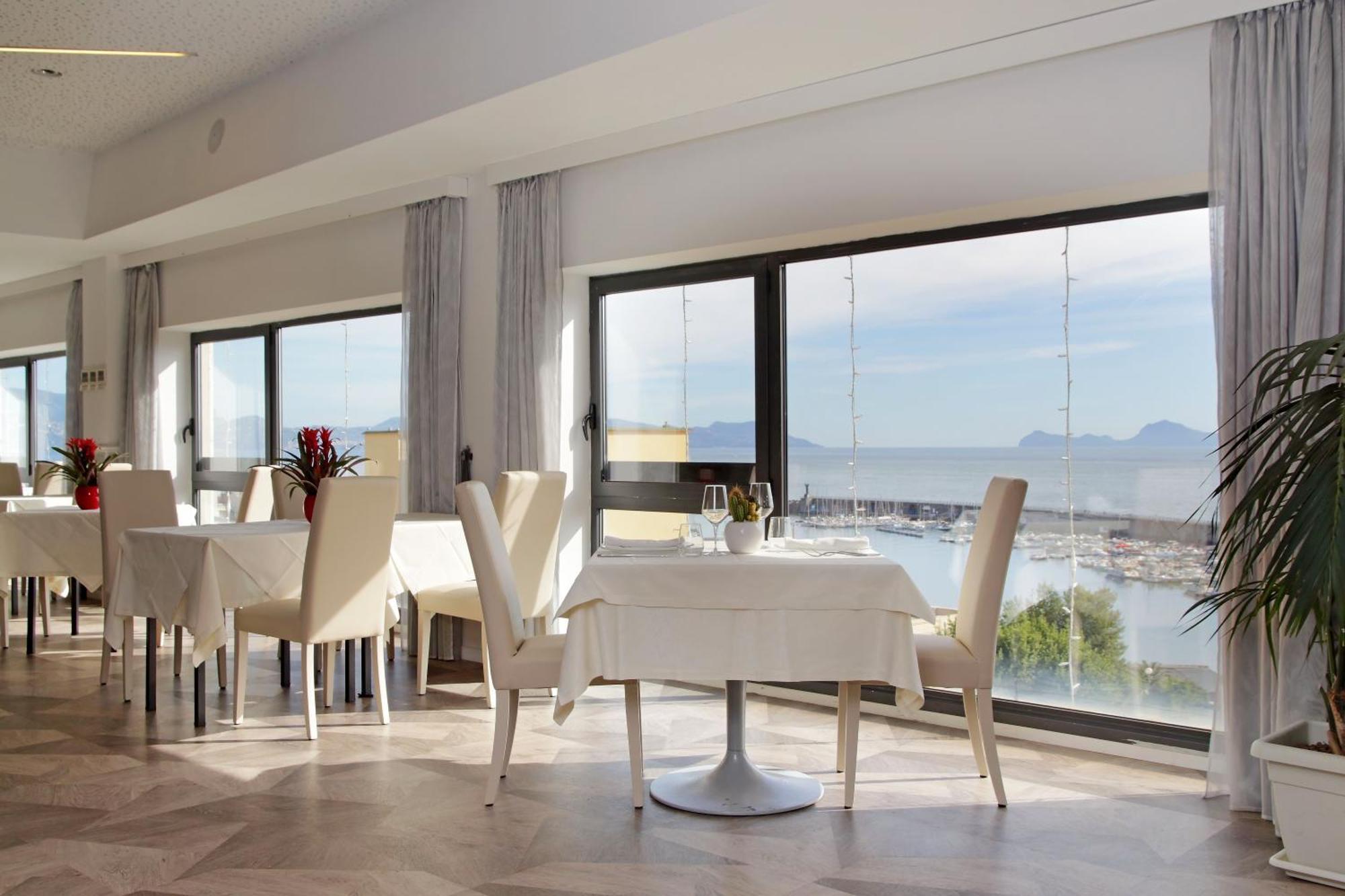 Hotel Poseidon Torre del Greco Esterno foto